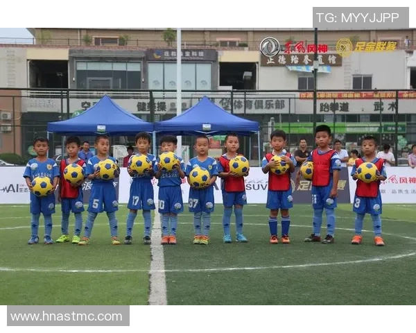 西安足球队在世锦赛上的拼搏历程与荣耀时刻回顾